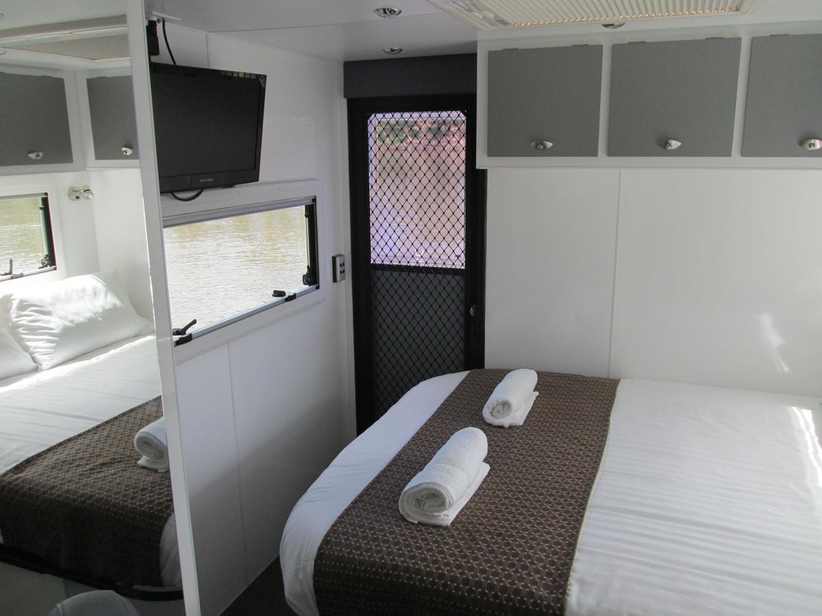 Moama On Murray Houseboats Esterno foto